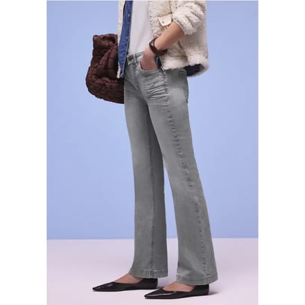 Bootcut jeans