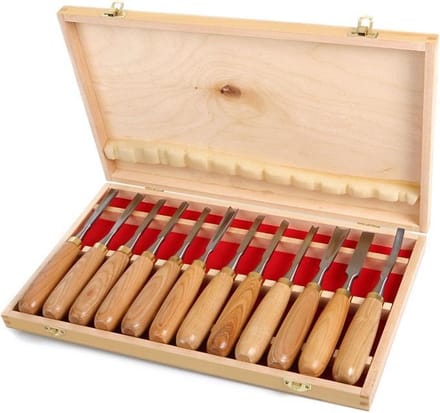 12 Delige Guts - Houtsnijset (In Houten Koffer)
