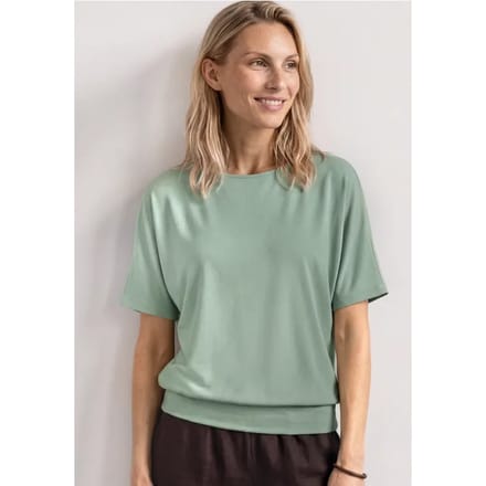 Basic Shirt met boothals en elastische zoom