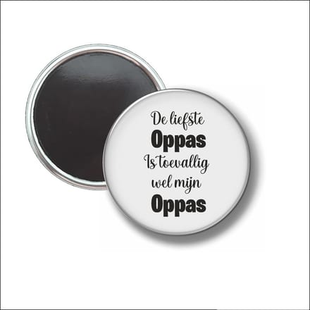 Button Met Magneet 58 MM - De Liefste Oppas Is Toevalig Wel Mijn Oppas - NIET VOOR KLEDING