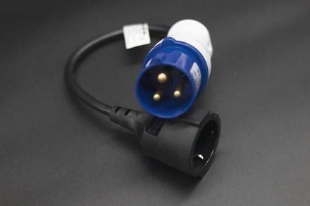 Industriële Adapter - CETAC naar Schuko Stekker met 0,3 m Kabel voor Camping en Caravans