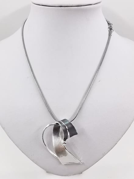 Design Hanger met RVS ketting L 50 cm.