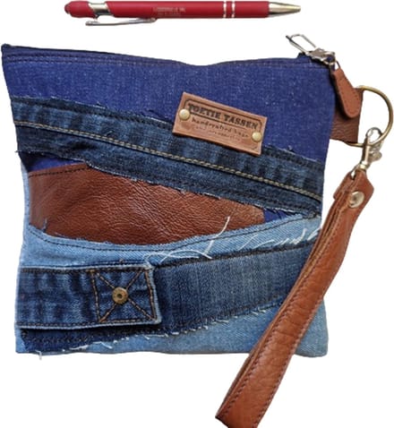 Toetie & Zo - Tasje - Jeans - Ibiza style - Mobieltas - Makeuptas - Maat M