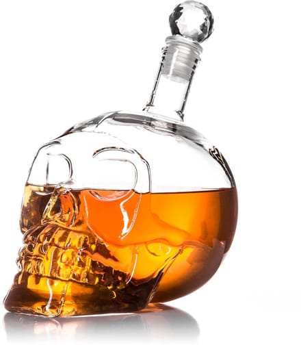 Crystal skull bottle 650 ml