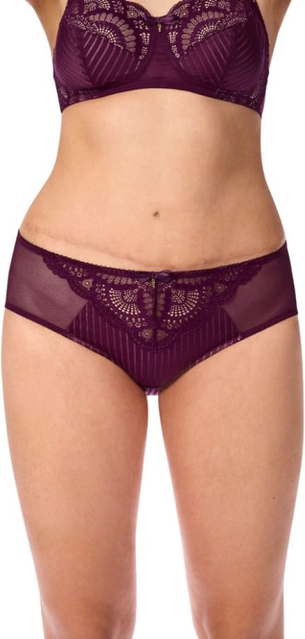 Amoena Karolina Heup Slip Karolina Panty PLUM - maat 40