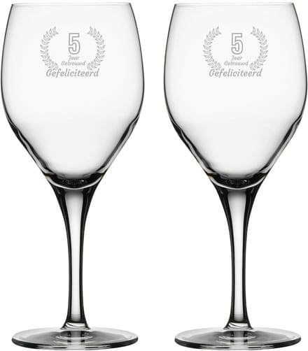 Gegraveerde set rode wijnglazen 42,5cl Gefeliciteerd 5 jaar getrouwd