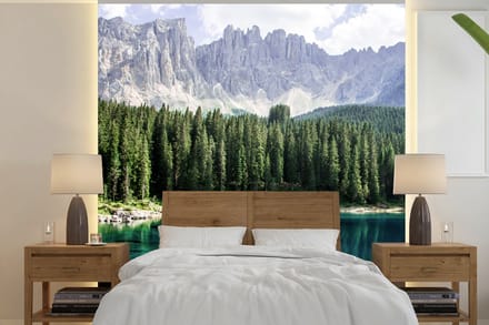 Behang - Fotobehang Berg - Bomen - Water - Breedte 260 cm x hoogte 260 cm