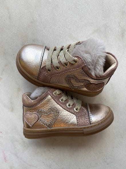 Lunella eerste stap sneaker roze hartjes maat 21