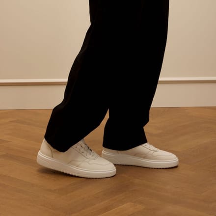 Manfield - Heren - Witte leren sneakers - Maat 45