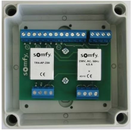 TR4 relaiskast - 230 Volt