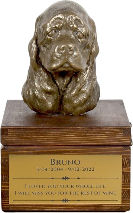 Amerikaanse Cocker Spaniel urn met beeldje - gepersonaliseerde hondenurn