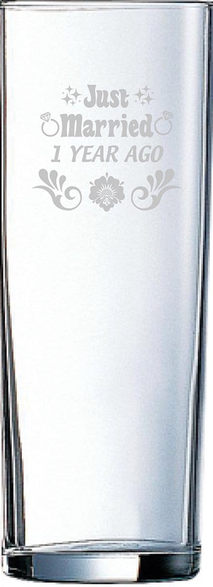 Gegraveerde longdrinkglas 31cl Just Married 1 year ago