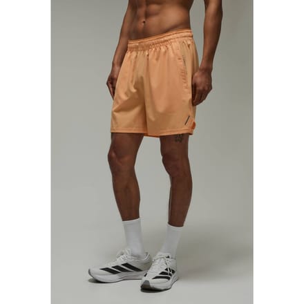 Common Pace Hardloop Geperforeerde 5 Inch Short | Coral | Size Small