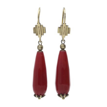 Bela Donaco - Oorbellen Art Deco – Facet rode Jade – Messing