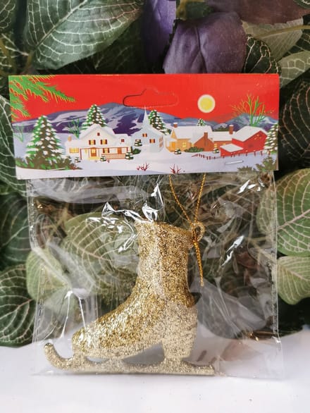 Set van 5 gouden schaatsen voor in de Kerstboom
