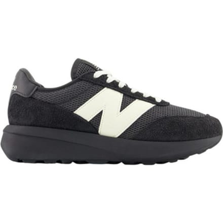 Lage Sneakers New Balance Baskets U370 cuir