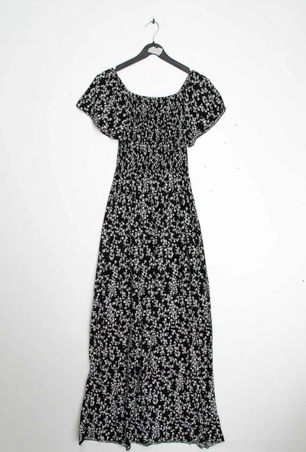 Lange dames jurk Diona gebloemd motief zwart wit Maat S/M