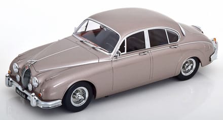 Jaguar MK II 3.8 LHD 1959 - 1:18 - KK Scale
