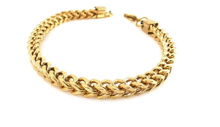Armband - heren - RVS - vierkant - V-Schakel - L 24 cm - Br 6 mm - goudkleurig.