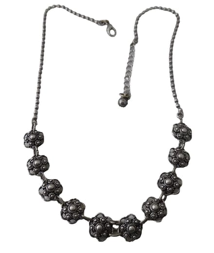 Zeeuws Meisje- 10-Zeeuwse knopjes collier met oogjesrand