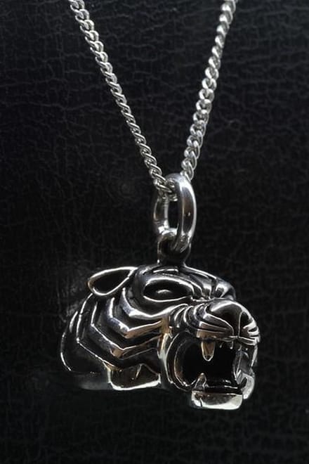 Zilveren Tijgerkop 3D ketting hanger