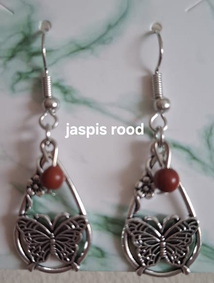 "Jaspis Rood" Waterdruppel / Vlinder Oorbellen