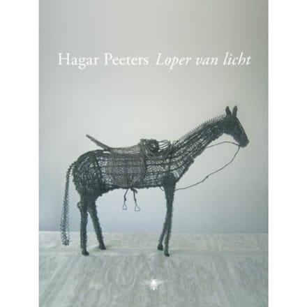 Loper Van Licht - Hagar Peeters