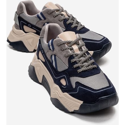 Pleur Fashion Sneaker