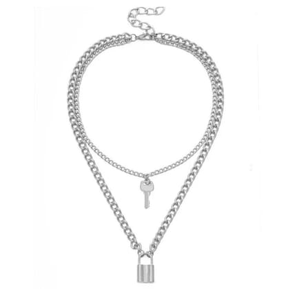 Dubbele ketting met hangers slotje en sleutel