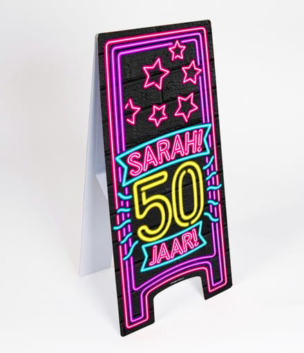 Sarah Warning Sign 50 jaar Neon 62,5cm