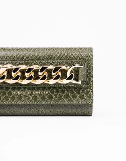 iDeal of Sweden Studio Clutch voor iPhone 12/12 Pro Green Snake