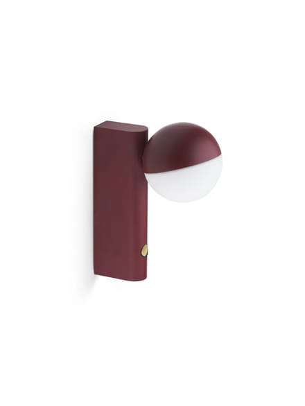 Northern Balancer Mini Tafel-/Wandlamp - cherry red
