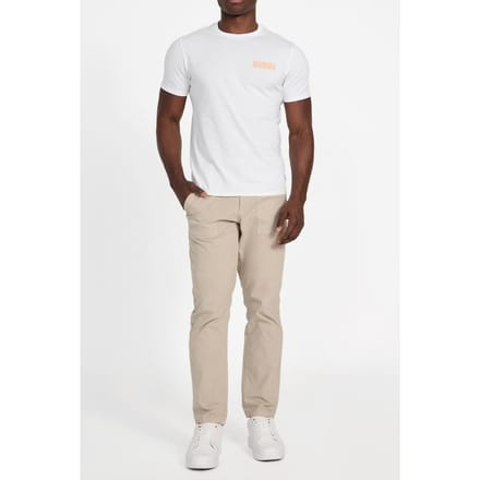 GUESS Ss Bsc Painters Tee Pure White/energy Pe Taglia: M | Magliette basic Outlet | Uomo | Bianco