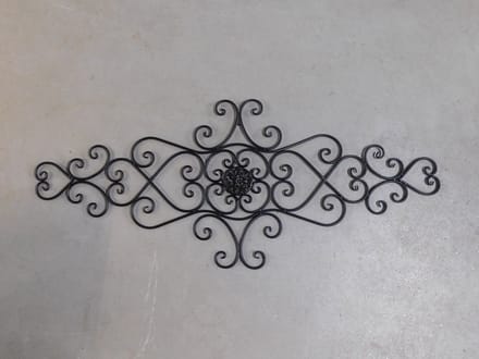 Raamrooster Vida - wandornament - zwart - smeedijzer