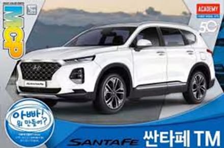 Academy Modelbouwpakket Militaire voertuigen - 15135 Hyundai Santa Fe 2018 - Auto Plastic - 1:24 - Modelbouw