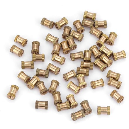 M2.5 Messing Cilinder Gekartelde Ronde Ingevormde Insert Ingebedde Moeren (M2.5*6*3.5; 50 stuks)
