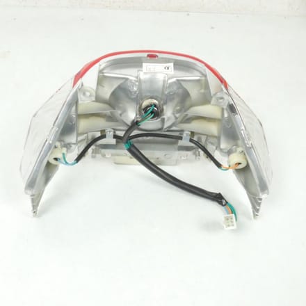 Feu arrière pour scooter Peugeot 50 V-Clic 4T 2007-14 1 connecteur Chen Liang