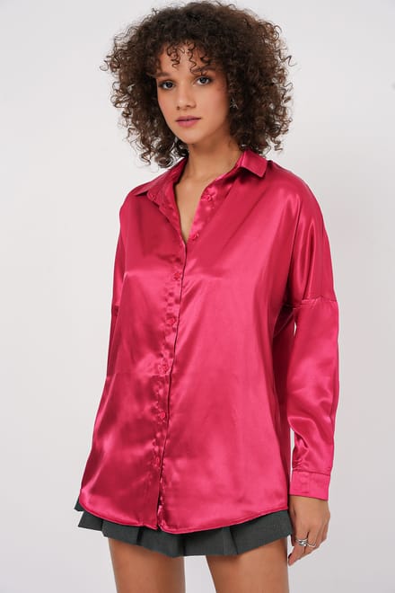 Oversized Satijnen Knopenblouse