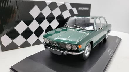 BMW 2500 1968 - 1:18 - Minichamps