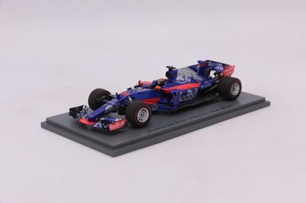 1:43 Diecast modelauto Scuderia Toro Rosso STR12 #26 Abu Dhabi GP 2017 Daniel Kvyat Spark