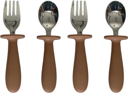 NilaFee™ Oscar - Bestekset - 4 delig - Lepel Vork - RVS - Siliconen - Kinderbestekset - Zilver - Caramel Brown