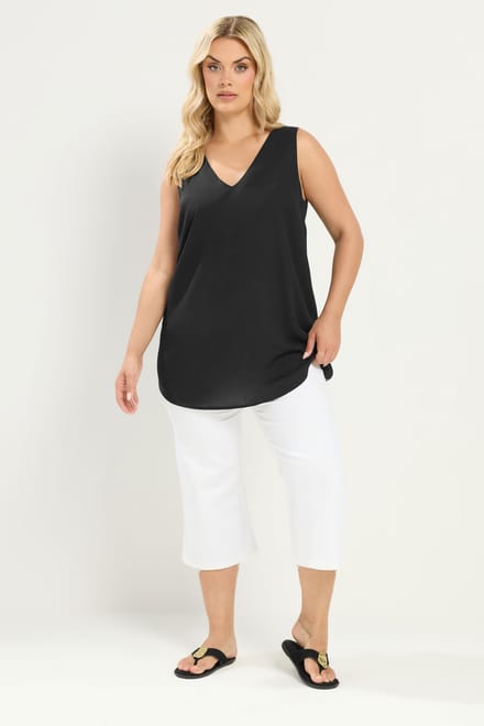 Yours Zwarte Camitop Met Vhals Size 50-52
