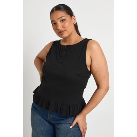 boohoo Dames Plus top met knoopsluiting en ruches aan de zoom | Zwart | Maat: 44