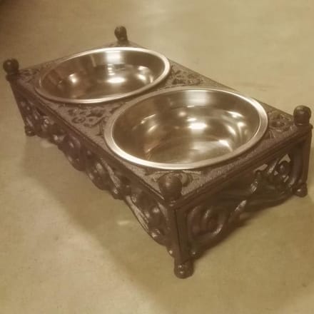 honden katten voerbak en drinkbak klein formaat - gietijzer - bruin