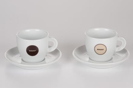 Caffè Agust advertising cappuccino  kop  (6) +/- 140ml