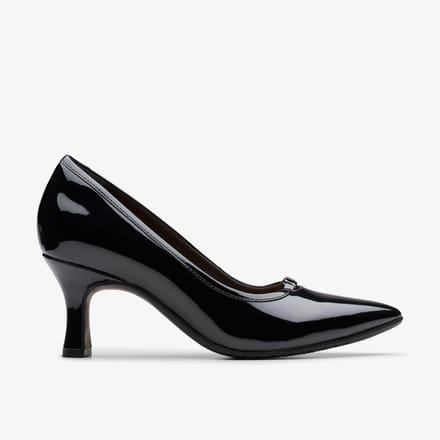 Kataleyna West Zwarte Pat Schoenen