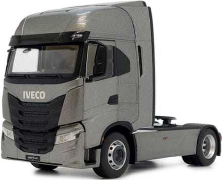 MarGe Models Iveco S-Way truck 4x2, schaal 1:32