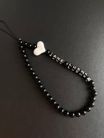 Jane Lushka Phone Charm | Black - Black / One size