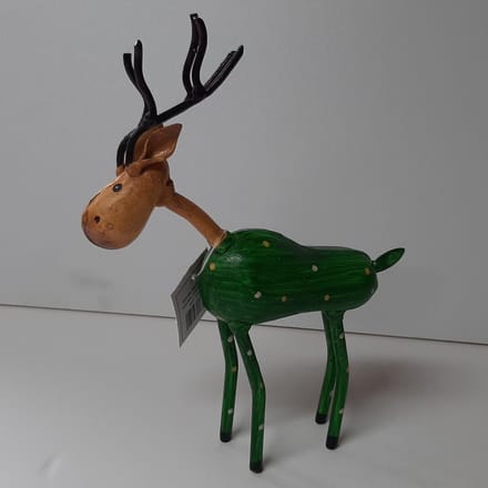 Metalen beeldje rendier groen 18cm hoog