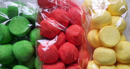 spekbollen Vastelaovend rood-geel-groen 3x25 stuks carnaval spekken